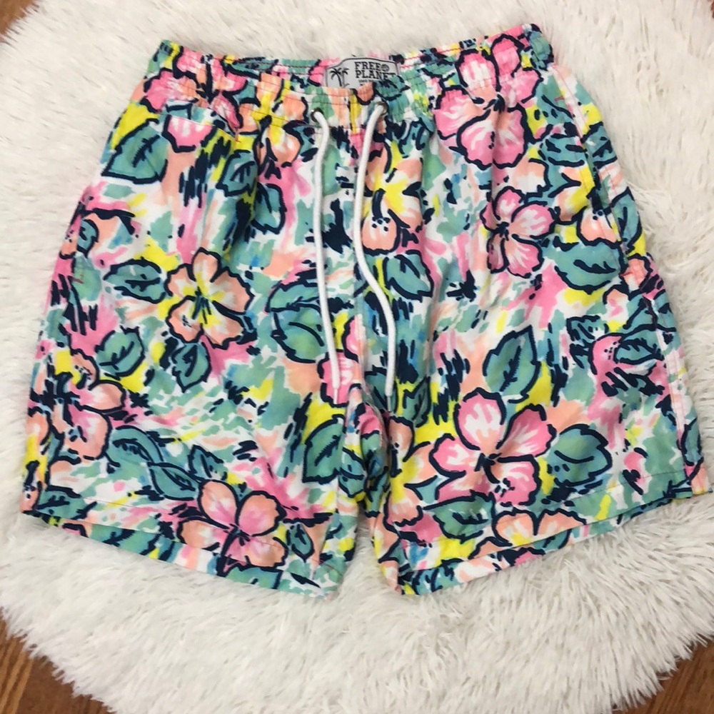 HP 🎉🎉 Free Plant Men’s Swim Trunks